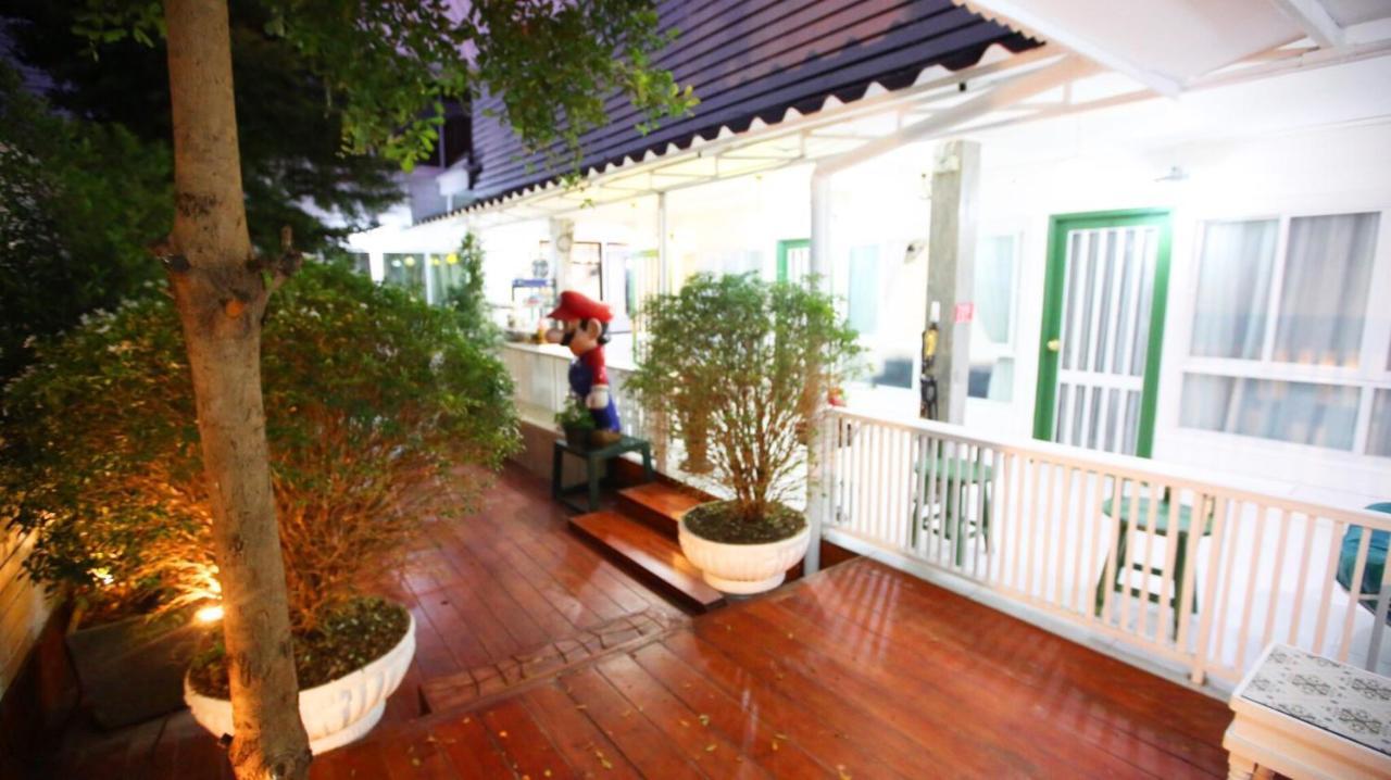 Отель Khunnai House Чиангмай Экстерьер фото